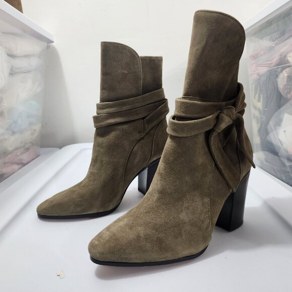 Banana Republic Canton Olive Suede Side Tie Chunky Block Heel Casual Boots - Picture 6 of 16